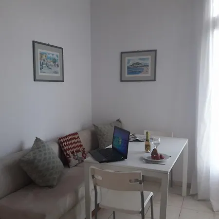 Beautiful City Center Flat Rhodes City Buitenkant foto