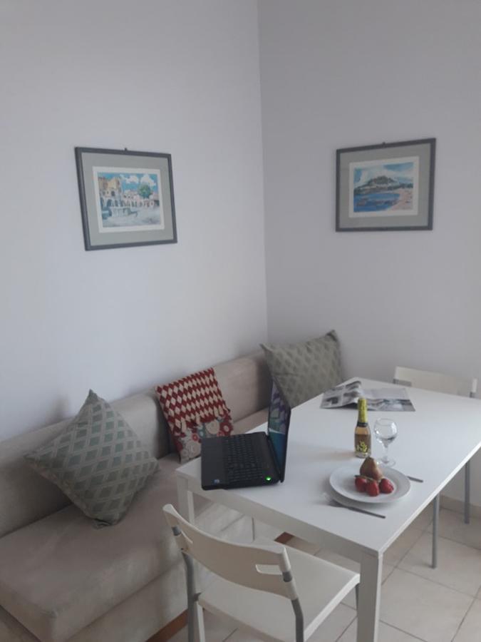 Beautiful Center Flat * Rhodes City